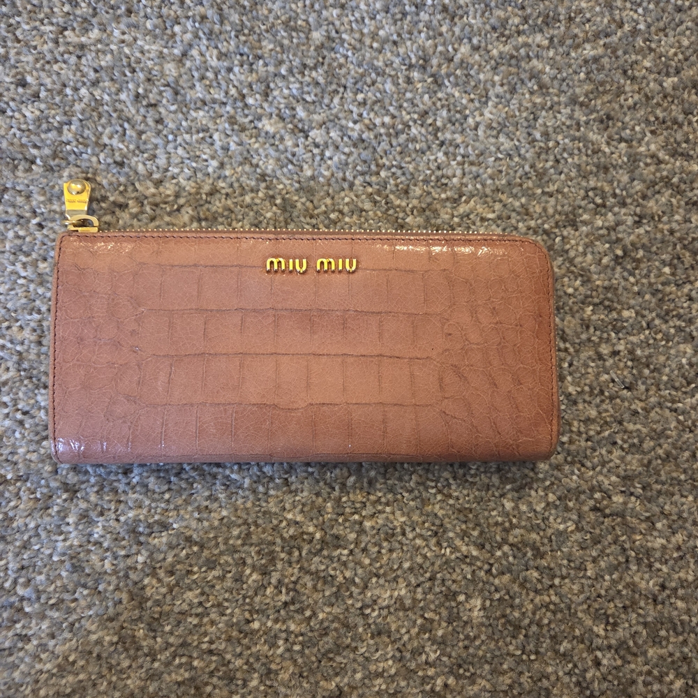 Miu Miu Pink Croc-Embossed Continental Wallet